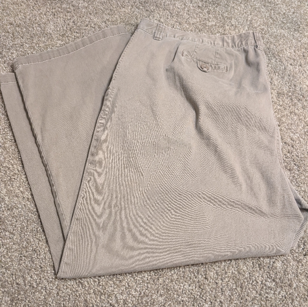 Cato Woman Plus Size 28W Khaki Pants Straight Leg Trouser Casual Workwear
